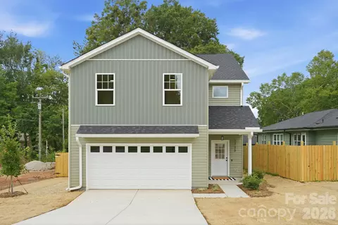 1735 Byrum St, Charlotte, NC 28216