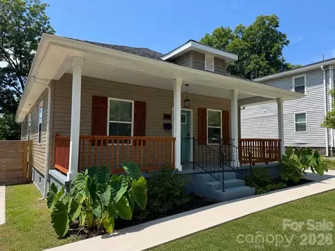 904 Laye St, Belmont, NC 28012