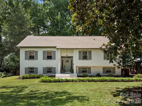 3019 Goneaway Rd, Charlotte, NC 28210