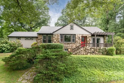 25 Mineral Springs Rd, Asheville, NC 28805