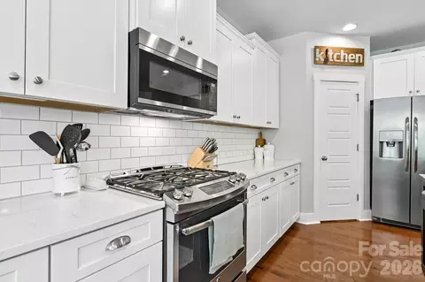 928 Elderberry Ln, Clover, SC 29710 photo 15
