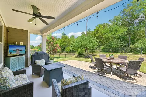 928 Elderberry Ln, Clover, SC 29710 photo 31