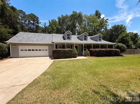 1331 London Dr, Rock Hill, SC 29732