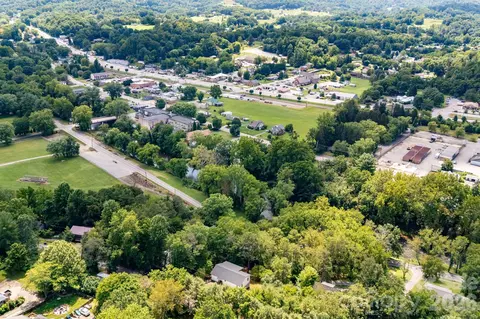 View/Area - 295 Penland St, Clyde, NC 28721 photo 1 of 2