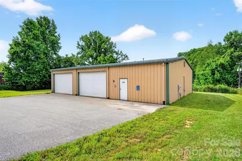 533 Catawba River Rd, Old Fort, NC 28762
