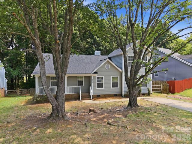 8313 Houndstooth 49 Dr #49, Charlotte, NC 28227