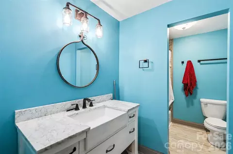 Bath - 16033 Samoa Ct, Fort Mill, SC 29708 photo 4 of 5