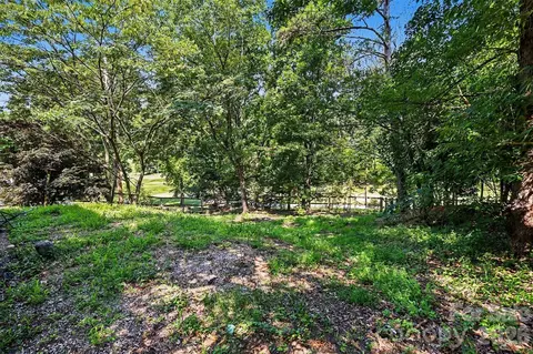 Exterior - 16033 Samoa Ct, Fort Mill, SC 29708 photo 6 of 7