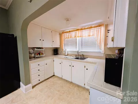 Kitchen - 507 E 10th St, Kannapolis, NC 28083 photo 1 of 1