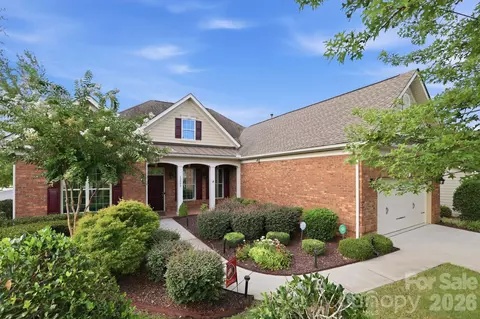 15503 Lake Ridge Rd, Charlotte, NC 28278