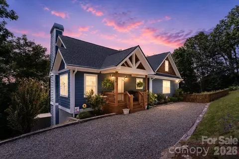 204 Mostert Dr, Asheville, NC 28804