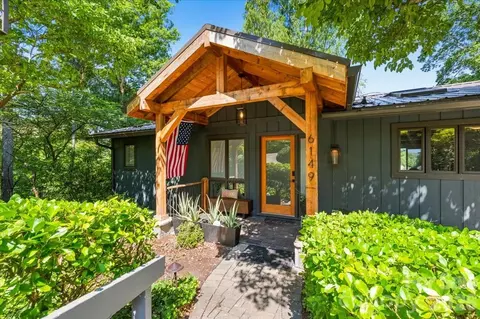 6149 N Shore Dr, Nebo, NC 28761