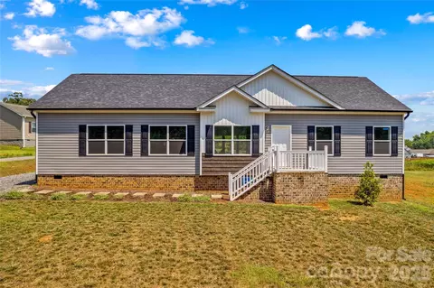 447 Lookout Dam Rd, Statesville, NC 28625
