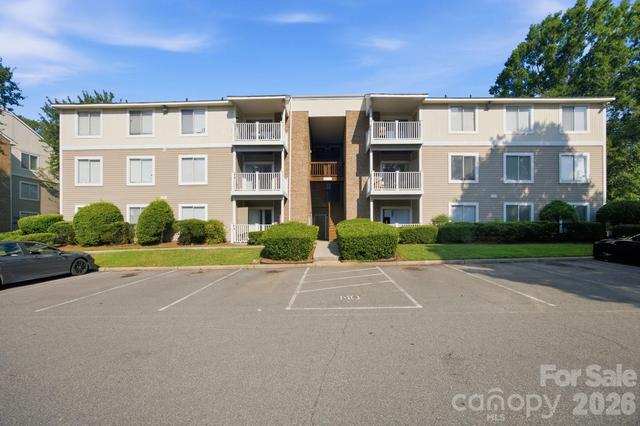 9505 University Terrace B Dr #B, Charlotte, NC 28262
