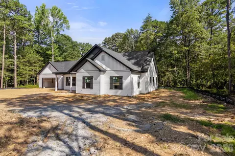 Exterior - 816 Winding Brook Rd, Monroe, NC 28112 photo 2 of 5
