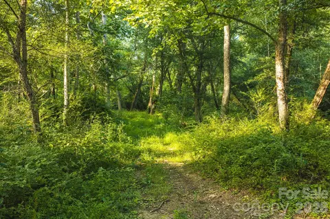 Sandbar Road, Granite Falls, NC 28630