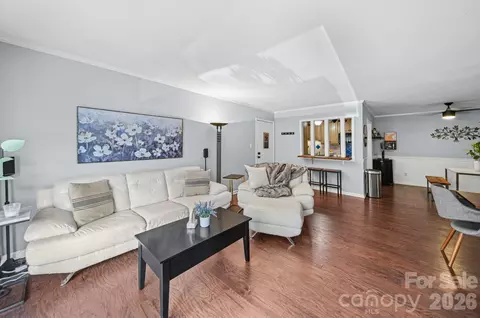 4739 Hedgemore N Dr #N, Charlotte, NC 28209