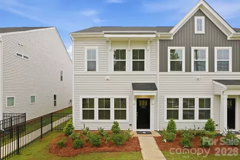 5853 Tuckaseegee 5 Rd #5, Charlotte, NC 28208