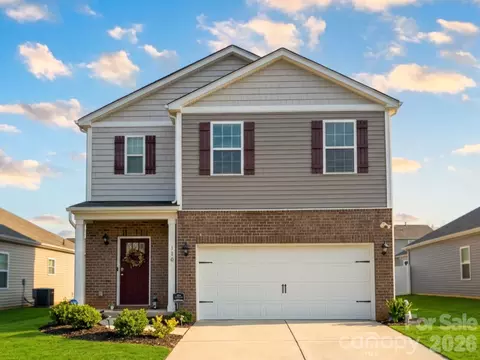 110 Meadow View Dr, Statesville, NC 28677