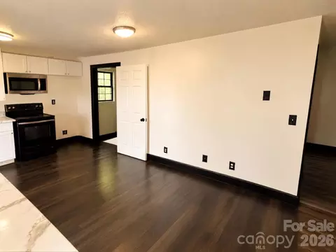 115 E Geroid St, Salisbury, NC 28144 photo 4