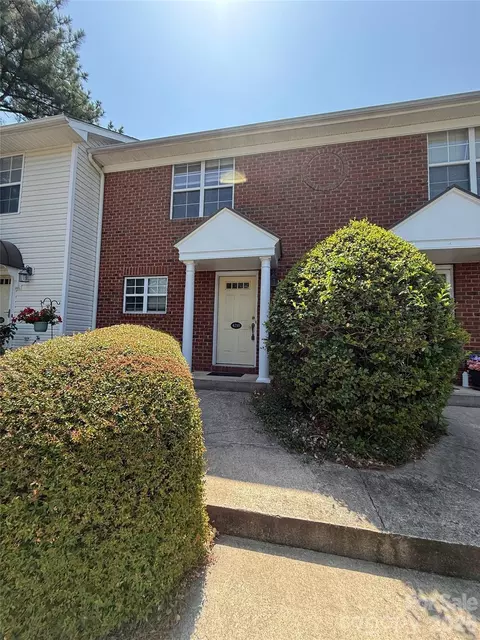 4210 Melrose Club Dr, Matthews, NC 28105