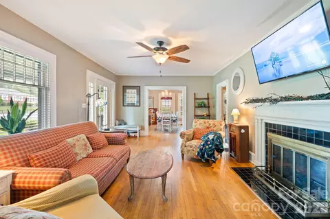 Living - 313 E Main St, Morganton, NC 28655 photo 3 of 3