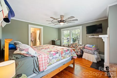 Bedroom - 313 E Main St, Morganton, NC 28655 photo 2 of 7