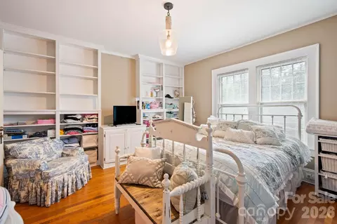 Bedroom - 313 E Main St, Morganton, NC 28655 photo 1 of 7