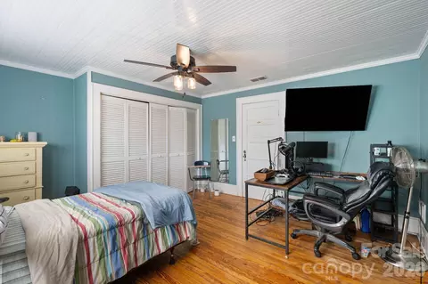 Bedroom - 313 E Main St, Morganton, NC 28655 photo 5 of 7