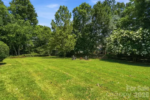 1010 Hamstead Ct, Indian Trail, NC 28079