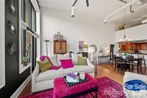589 Catawba E St E, Belmont, NC 28012