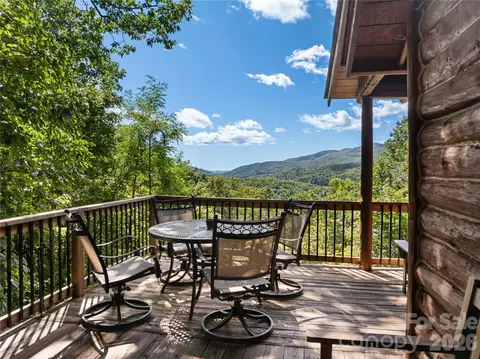 26 Burnt Ridge Trl, Black Mountain, NC 28711