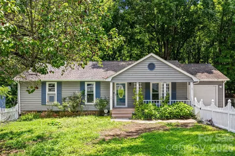 11230 Mallard Crossing Dr, Charlotte, NC 28262