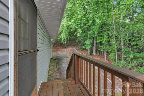 108 Easy St, Cedar Mountain, NC 28718 photo 4