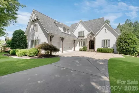 16728 Ashton Oaks Dr, Charlotte, NC 28278
