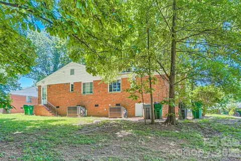 3210 Marlborough Rd, Charlotte, NC 28208