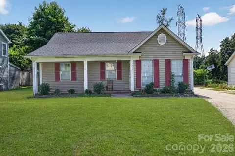 1630 Pamela Lorraine Dr, Charlotte, NC 28213