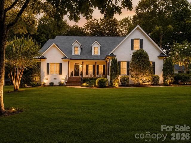 611 Pacer Ln, Marvin, NC 28173