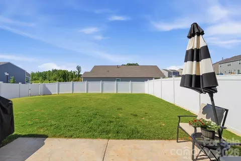 170 Giant Oak Ave, Statesville, NC 28677