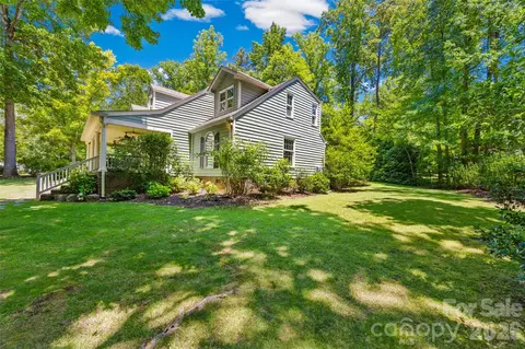 Exterior - 2 Pine Point Rd, Lake Wylie, SC 29710 photo 8 of 13