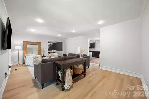 Living - 2 Pine Point Rd, Lake Wylie, SC 29710 photo 1 of 4