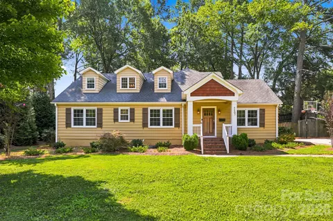 4467 Woodlark Ln, Charlotte, NC 28211