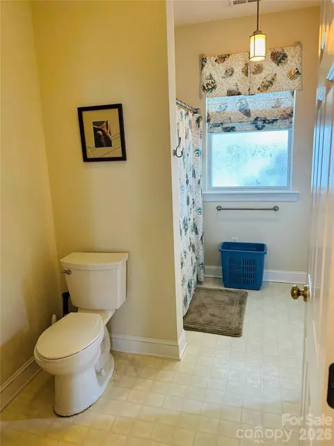 Bath - 6277 Iris Ct, Denver, NC 28037 photo 1 of 2