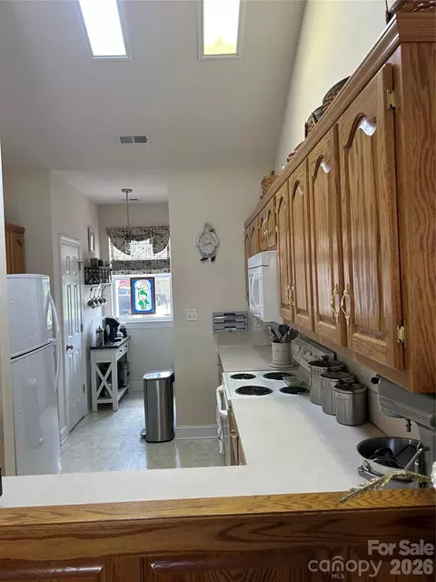 Kitchen - 6277 Iris Ct, Denver, NC 28037 photo 1 of 2