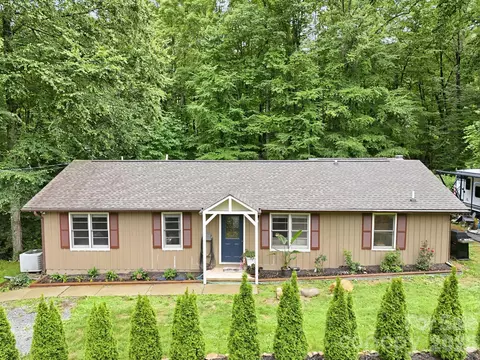 313 Walker Rd, Waynesville, NC 28786