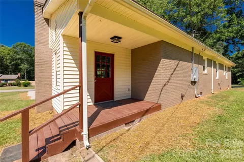 Exterior - 151 Old Gregory Ln, Lancaster, SC 29720 photo 4 of 5