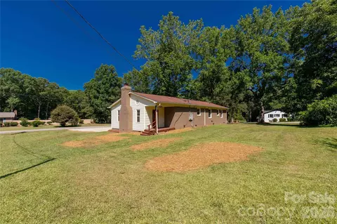 Exterior - 151 Old Gregory Ln, Lancaster, SC 29720 photo 3 of 5