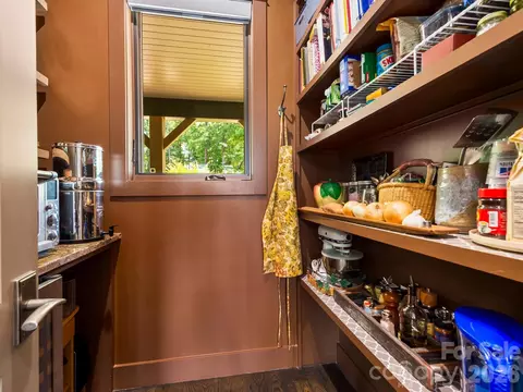Kitchen - 174 Dancing Wind Ln, Marshall, NC 28753 photo 5 of 5