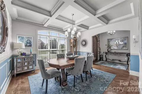 Dining - 5895 Bakers Pt, Hickory, NC 28602 photo 1 of 1