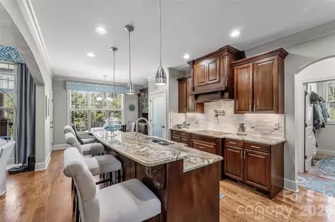Kitchen - 5895 Bakers Pt, Hickory, NC 28602 photo 5 of 6